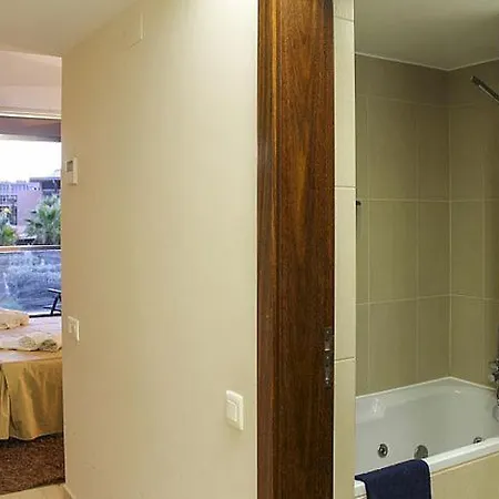 Apartamento T-3 Salgados Vista Piscina 아파트