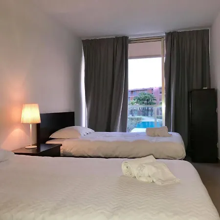 Apartamento T-3 Salgados Vista Piscina *